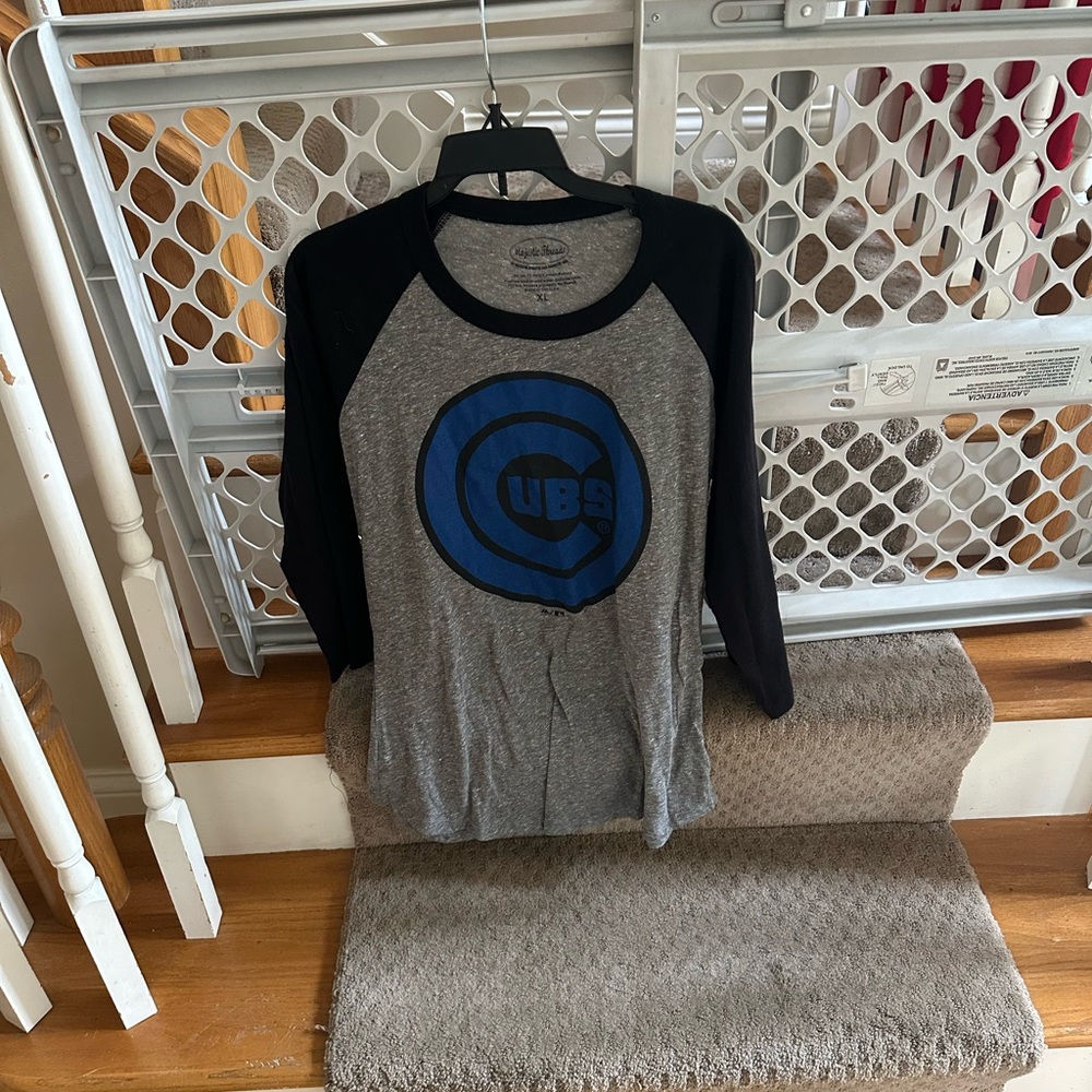 Majestic Threads Chicago Cubs shirt